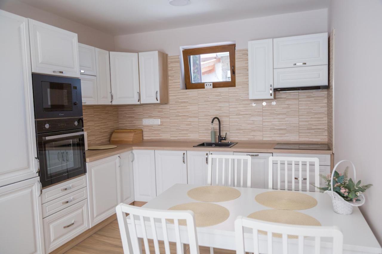 Piros Vendeghaz Villa Tihany Bagian luar foto