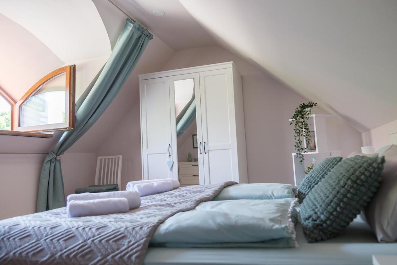 Piros Vendeghaz Villa Tihany Bagian luar foto