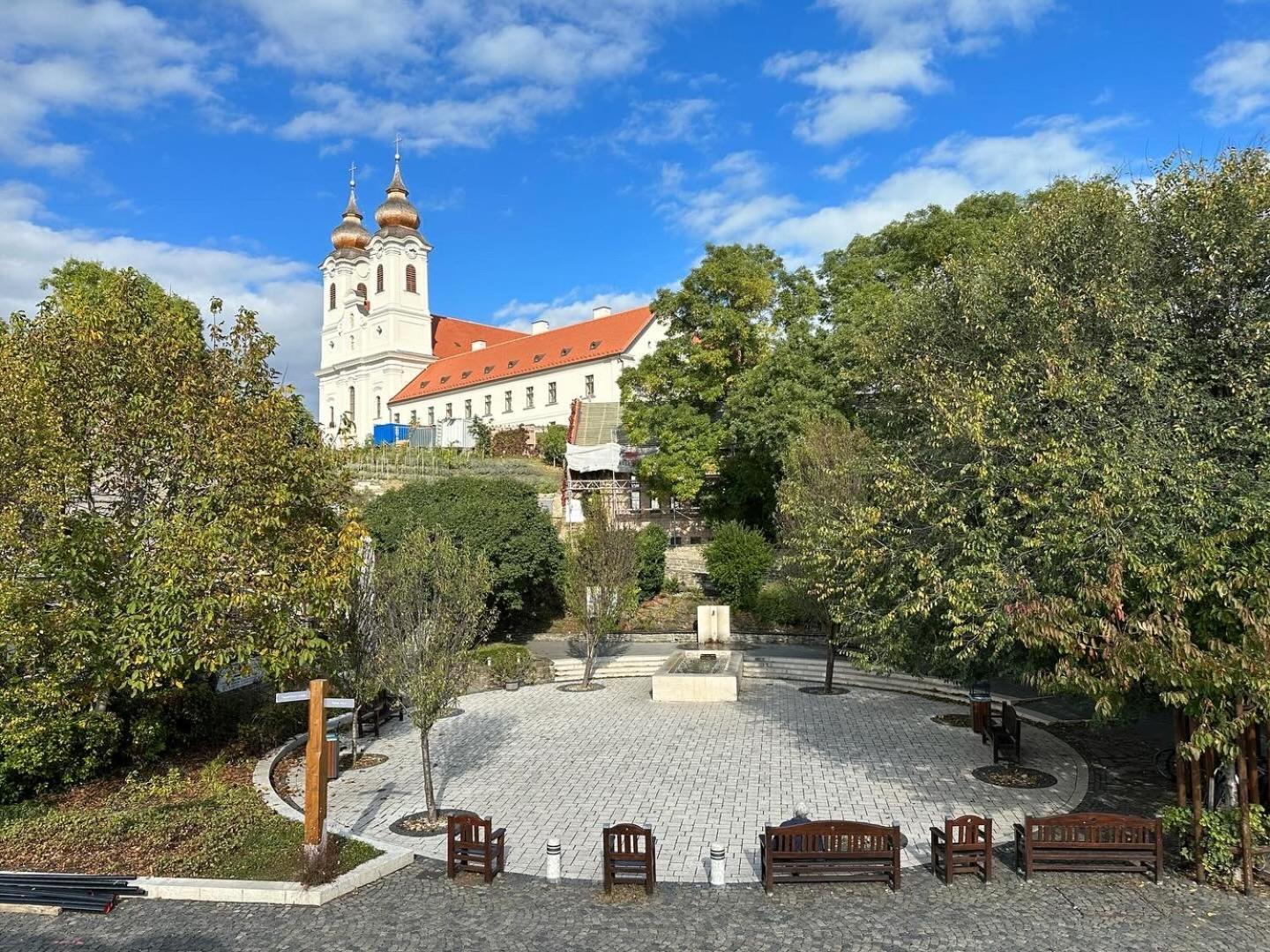 Piros Vendeghaz Villa Tihany Bagian luar foto
